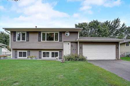 1832 Prairie Drive Centerville, MN 55038