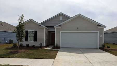 776 Woodland Farms Circle Aynor, SC 29511