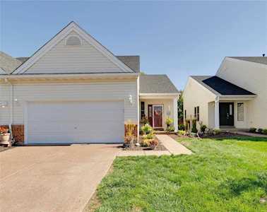 222 Maryland Dr Ofallon, MO 63366