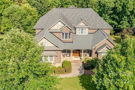 16715 Crosshaven Dr Charlotte, NC 28278