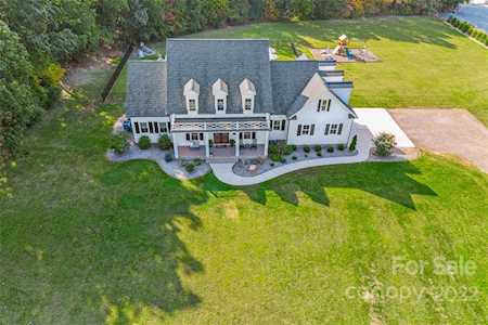 756 Faith Rd Mooresville, NC 28115