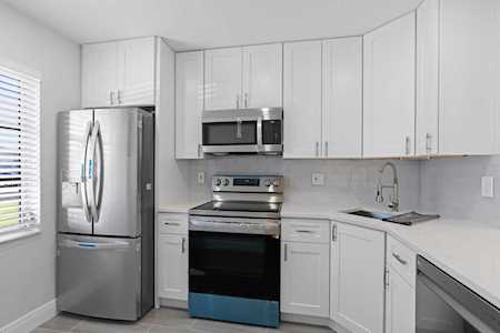 5451 Glenda Street West Palm Beach, FL 33417