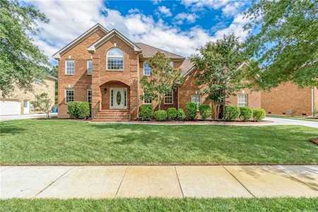 1321 Club House Dr Chesapeake, VA 23322