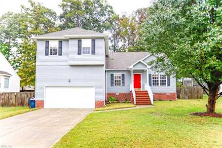 5715 Peter Van Wirt Way Williamsburg, VA 23188