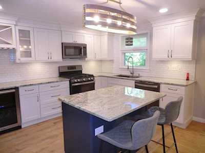 18 Albury Stone Circle Nashua, NH 03063