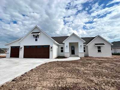 2185 Potter Dr De Pere, Village of Hobart, WI 54115