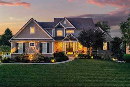 16652 Downstream Dr Westfield, IN 46062