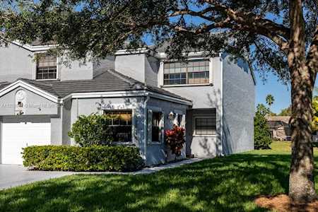 8459 NW 78th Ct Tamarac, FL 33321