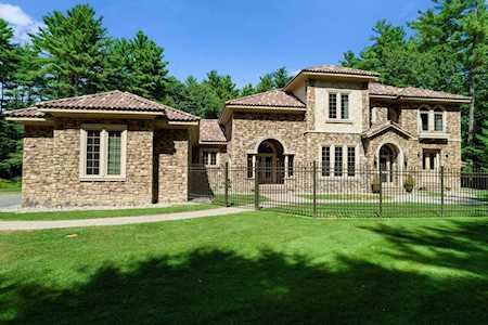 151 Atlantic Ave North Hampton, NH 03801