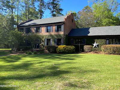 415 Holly Circle Whiteville, NC 28472