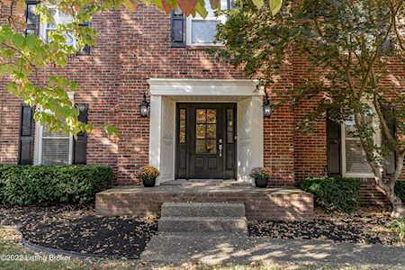 9702 Bay Hill Dr Louisville, KY 40223