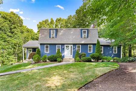 16 Winchester Ave North Smithfield, RI 02896