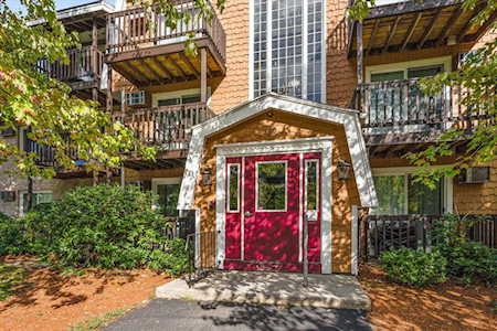 310 Brook Village Rd #25 Nashua, NH 03062