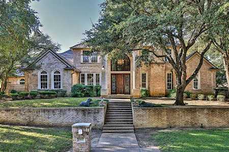 6901 Shadow Creek Court Fort Worth, TX 76132