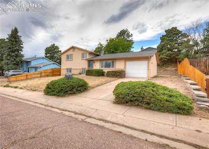 1232 Chiricahua Drive Colorado Springs, CO 80915