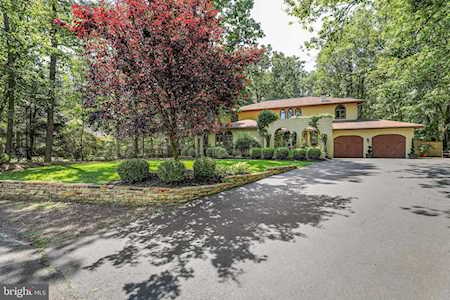7 Heatherwood Ct Medford, NJ 08055