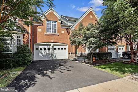 18861 Accokeek Terrace Leesburg, VA 20176