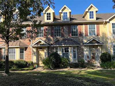 2617 Durango Ridge Drive Bedford, TX 76021