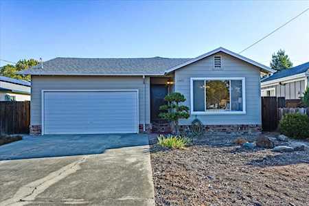 1349 Saint Francis St Redwood City, CA 94061