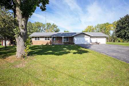 6265 Black Wolf Point Rd Oshkosh, WI 54902