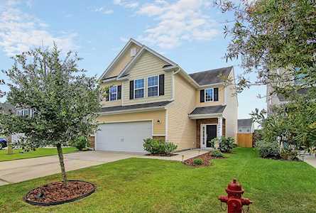 460 Whispering Breeze Ln Summerville, SC 29486