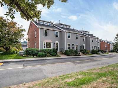 16 Breakwater Dr #16 Chelsea, MA 02150