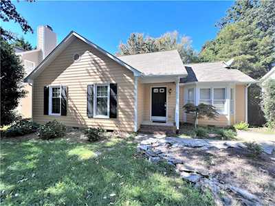 3717 Rosedown Dr Matthews, NC 28105