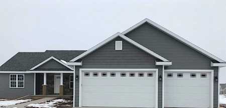 704 Hammen Dr Kaukauna, Village of Little Chute, WI 54140