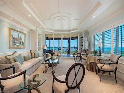 7425 Pelican Bay Blvd #2106 Naples, FL 34108