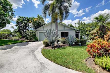3220 NW 10th Place Delray Beach, FL 33445