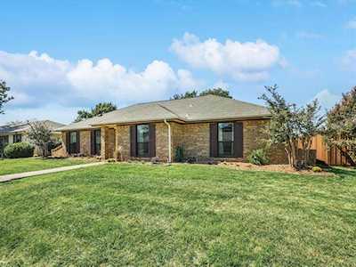 1888 Hillcrest Drive Lewisville, TX 75077