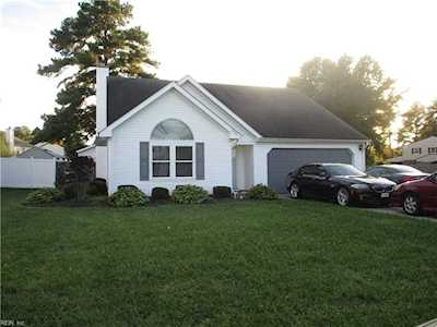 3201 Vermeer Dr Virginia Beach, VA 23453