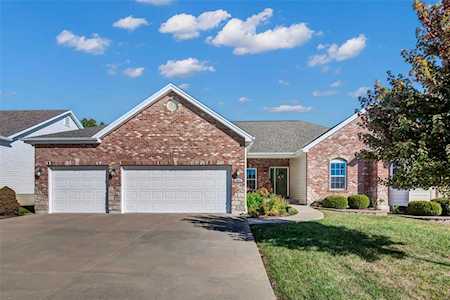 304 Dalton Ct Wentzville, MO 63385