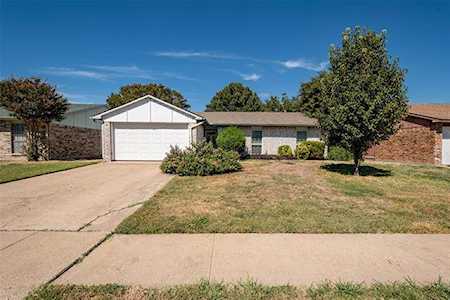 1610 Santa Fe Trail Grand Prairie, TX 75052