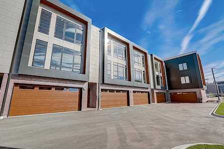1126 Brookwood Dr Green Bay, Village of Ashwaubenon, WI 54304
