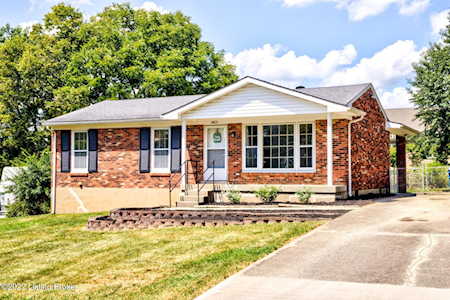 4415 Wendy Hills Dr Crestwood, KY 40014