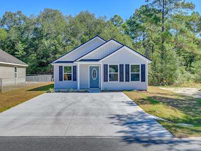 109 Melody Ln Crawfordville, FL 32327