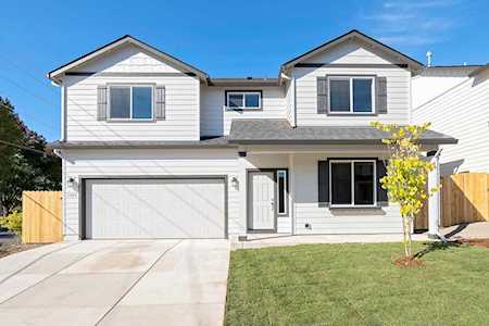 1759 Carrera Circle Medford, OR 97504