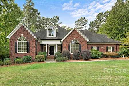 7686 Turnberry Ln Stanley, NC 28164
