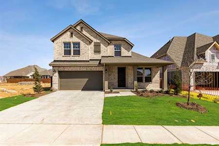 4024 Crepe Myrtle Street Aubrey, TX 76227