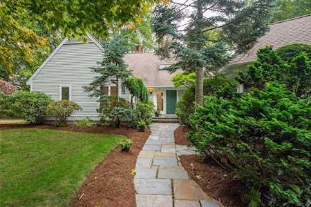 11 Oak Meadow Rd Lincoln, MA 01773