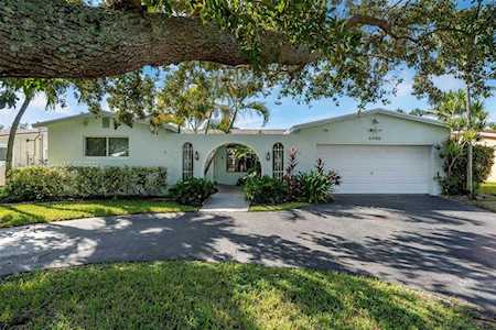 9040 SW 56th St Cooper City, FL 33328