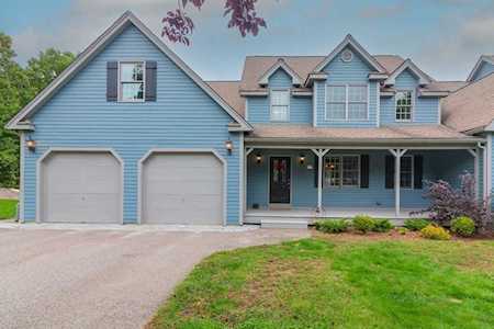 6 Edward Cir #6 Bellingham, MA 02019