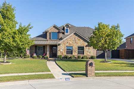 709 Regal Crossing Keller, TX 76248
