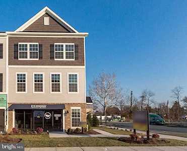 34 Autumn Park Dr Medford, NJ 08055
