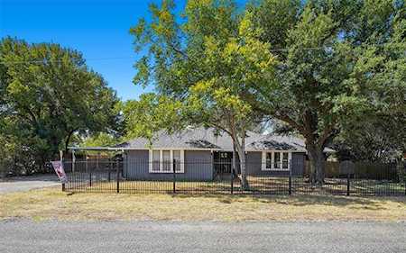 832 Castlemount Street Willow Park, TX 76087