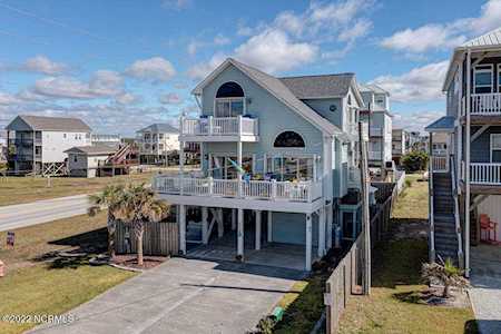 6603 13th Avenue North Topsail Beach, NC 28460