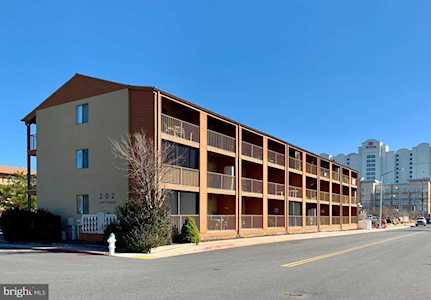 202 32 St #306 Ocean City, MD 21842