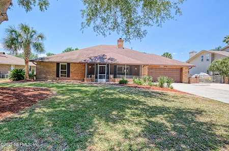 331 Oak DR S Fleming Island, FL 32003