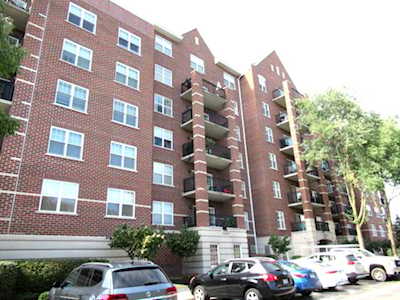 470 W Mahogany Ct #702 Palatine, IL 60067